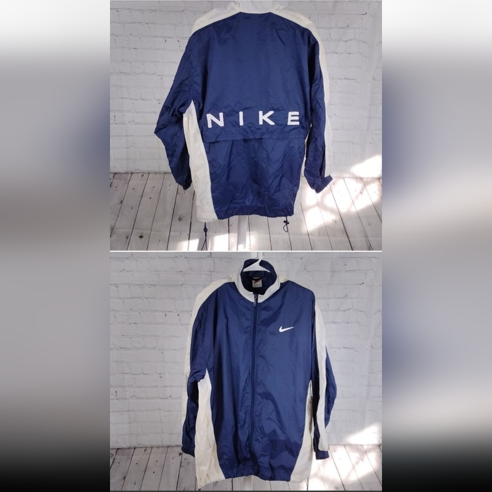 Nike Vintage Embroidered Swoosh Windbreaker Spell Out  Jacket